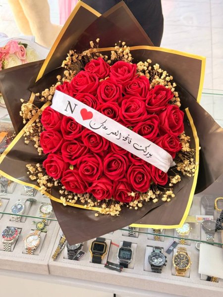 باقة ورد احمر حجم متوسط