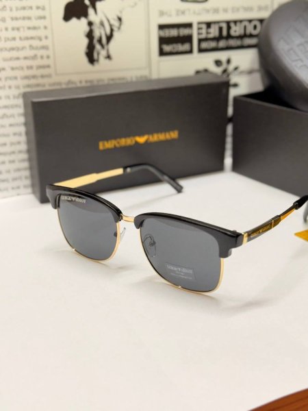 نظارة - Emporio Armani / الشبابية