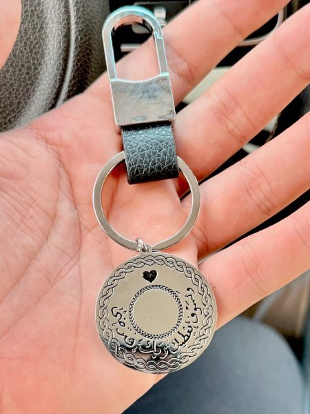 ميداليات سيارة