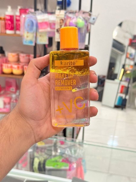 مزيل ميكب فيتامين C