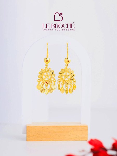 حلق LE BROCHE