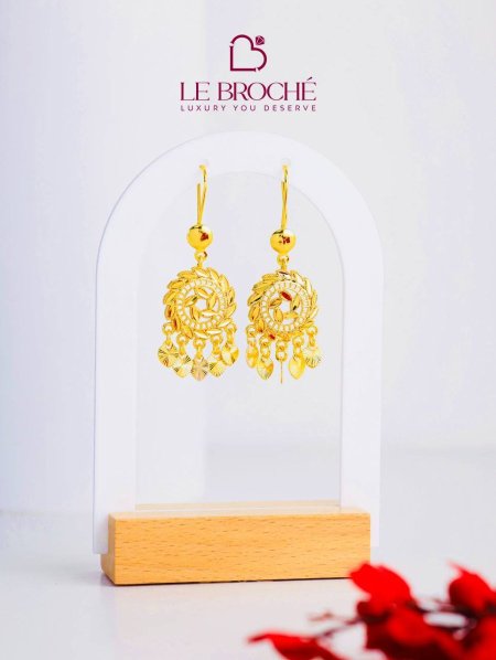 حلق LE BROCHE