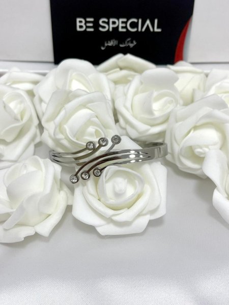 اسواره فضية