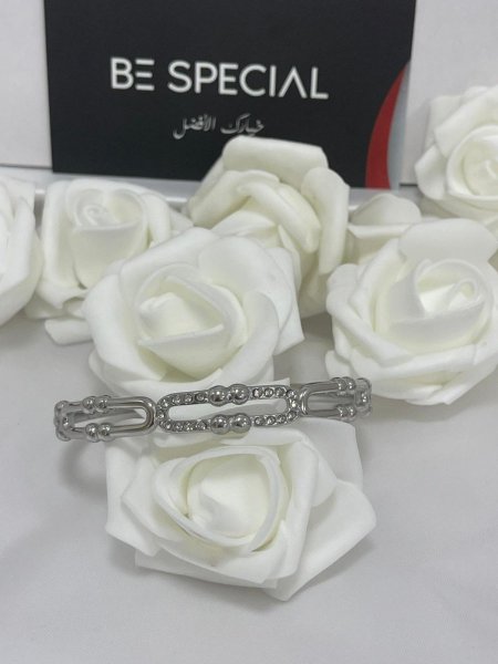 اسواره السلاسل من تيفاني