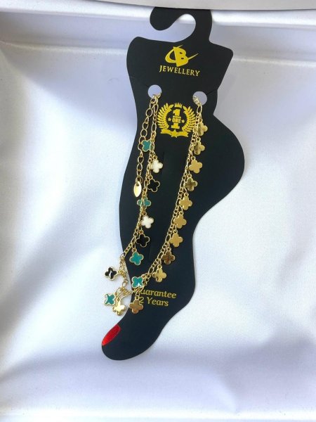 خلخال ورق الحظ ملون