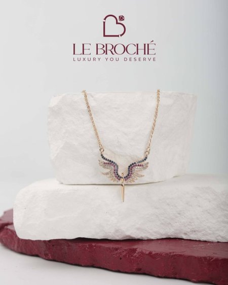 قلادة من LE BROCHE