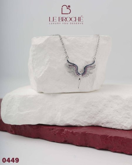 قلادة من LE BROCHE