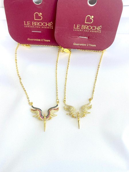 قلادة من LE BROCHE