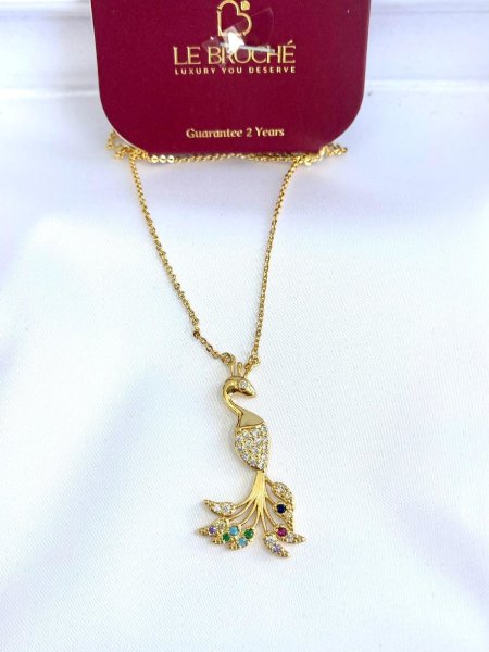 قلادة من LE BROCHE