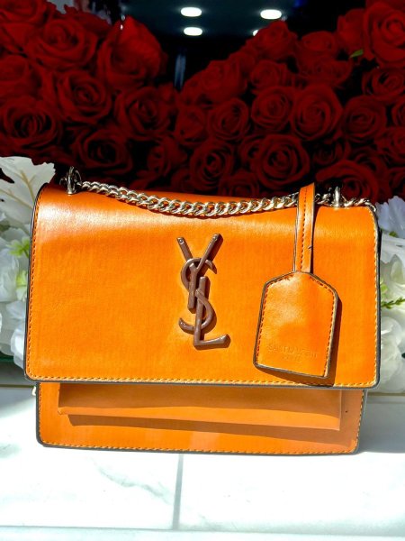 حقيبة (Sunset) من علامة "سان لوران"