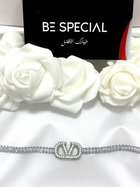 اسوارة فالتينو فضية