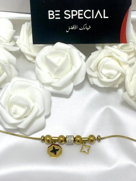 اسوارة ذهبية انيقة