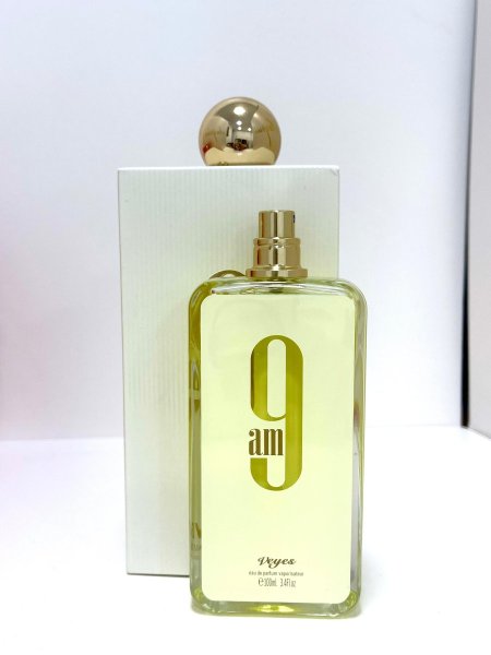 عطر "9am Dive" من بيت العطور الإماراتي "أفنان" (Afnan)